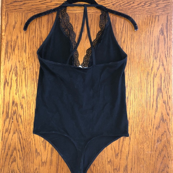 Express Lace Body Suit - Picture 2 of 2